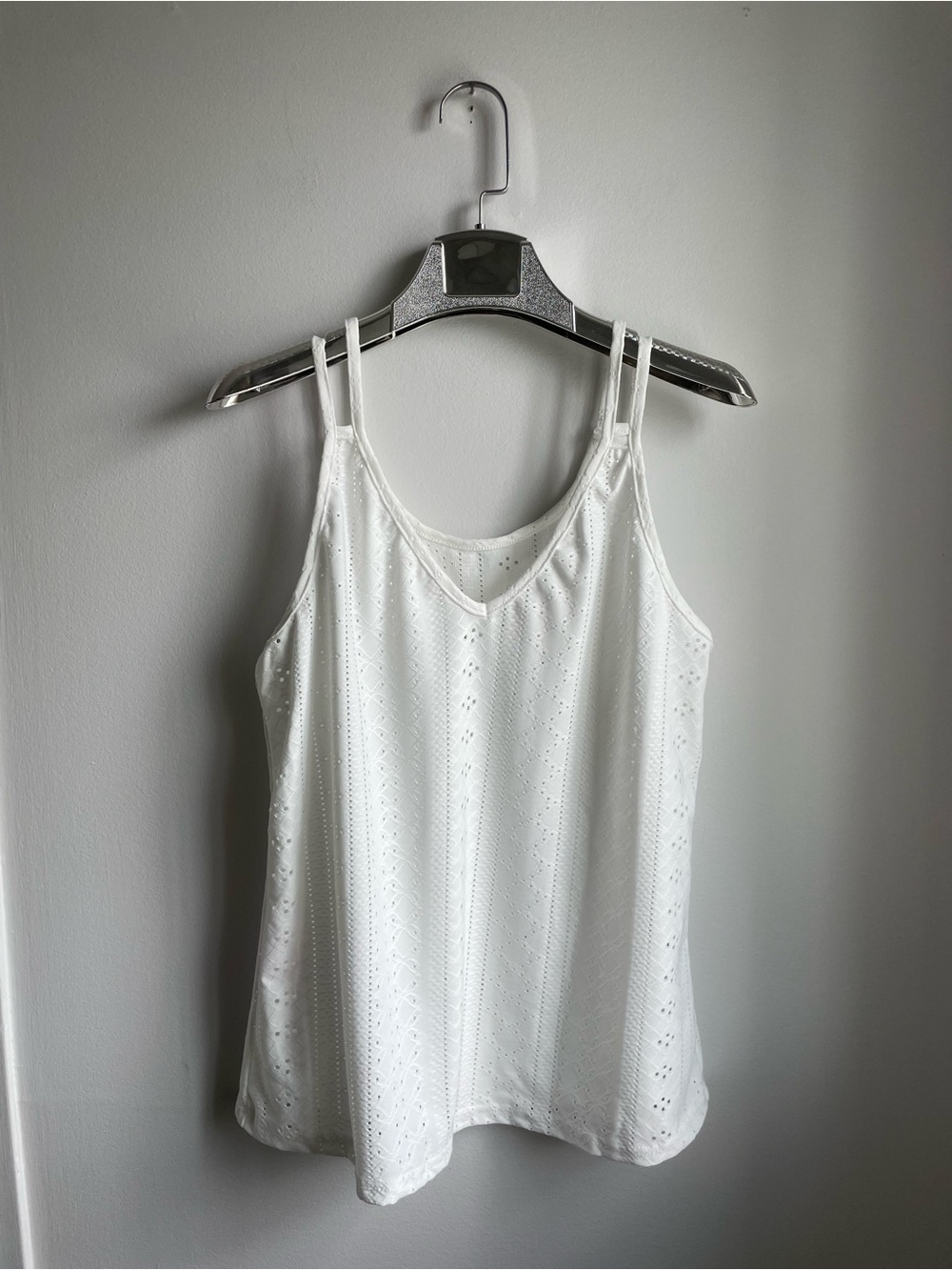 Women’s White Eyelet V-Neck Camisole with Double Straps-Size M-Summer Top